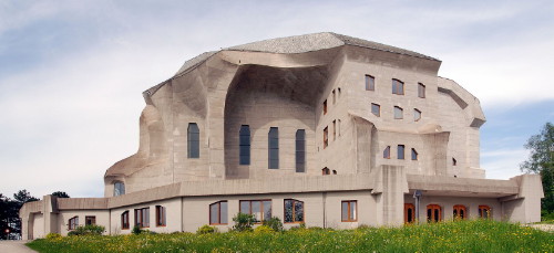 Goetheanum vazut dinspre sud